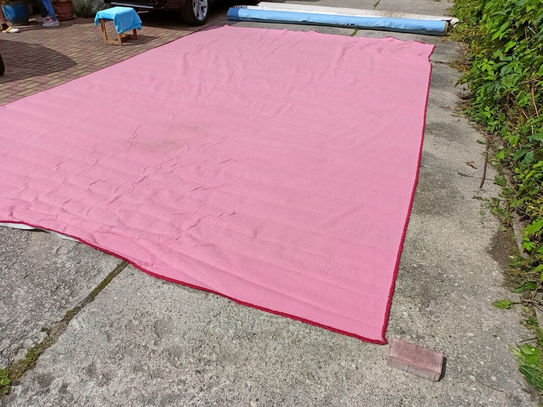 Elbląg Sprzedam wykładziny dywanowe, Pudrowy Róż 4,9 m x4 m, Różowy 6m x 3,96 m Groszkowy 6 m x 4m, Każda z
