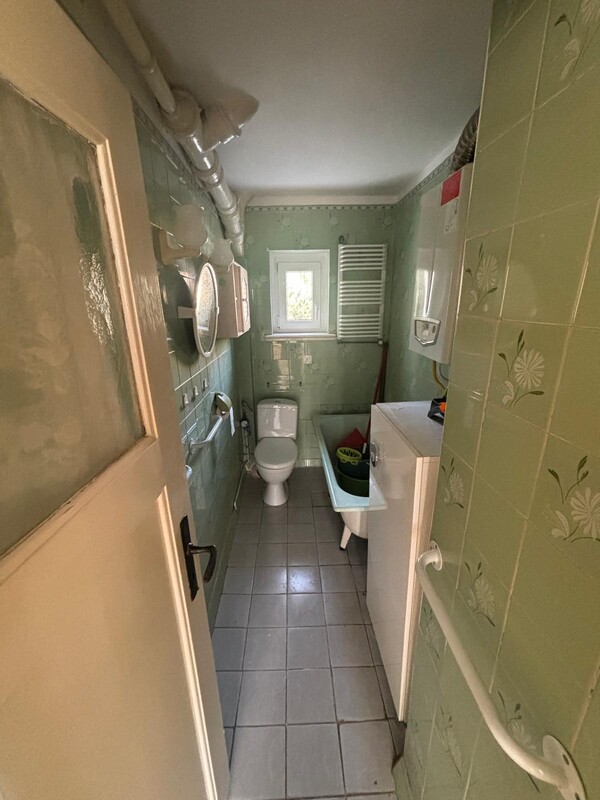 Elbląg Sprzedam wyjątkowe mieszkanie 61 m kw.4 pokoje, I piętro, osobna kuchnia, łazienka,