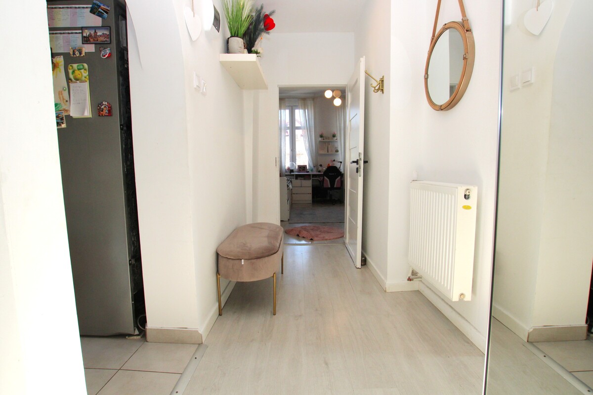 Elbląg NIERUCHOMOŚCI ANNA KRASZEWSKA Mieszkanie 5-pokojowe z ogródkiem przy budynku ul. Niska NOWA