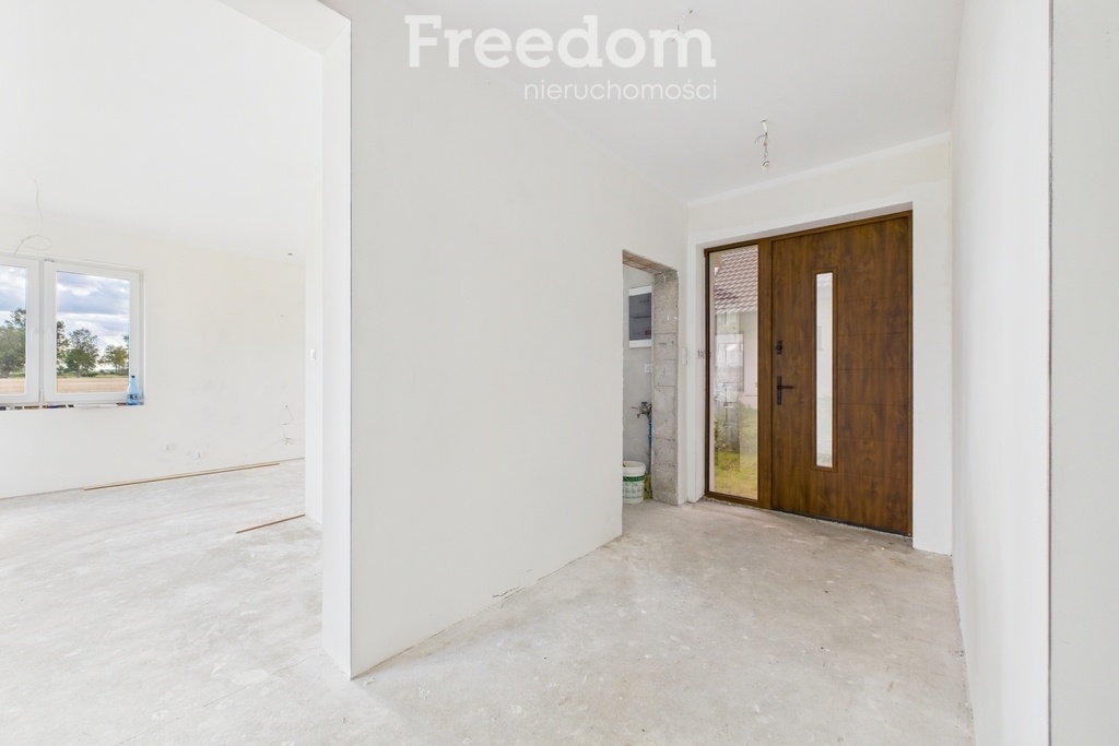 Elbląg FREEDOM NIERUCHOMOŚCISprzedam dom - Orłowo, Żuławska. Oferuję na sprzedaż jednopiętrowy dom wolnostojący