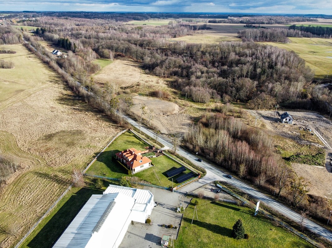 Elbląg NIERUCHOMOŚCI ANNA KRASZEWSKA Działki z warunkami zabudowy, urokliwie usytuowane na terenie