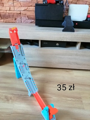Elbląg Sprzedam zestawy Hot Wheels.