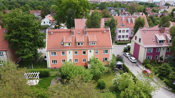 Elbląg Sprzedam 4 pokojowe mieszkanie w kamienicy w spokojnej okolicy, na ulicy Chopina.