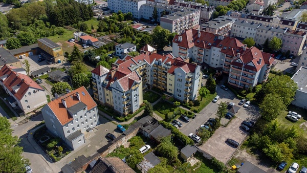 Elbląg TO MY SPRZEDAJEMYNIERUCHOMOŚCI W TYM MIEŚCIEBIURO NIERUCHOMOŚCIAMERICAN HOMEFOR SALE - 2 POKOJE - OGRODOWA