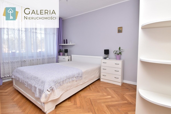 Elbląg GALERIA NIERUCHOMOŚCIZ pasji i miłości do nieruchomościNa sprzedaż: Trzy pokoje, balkon, świetna