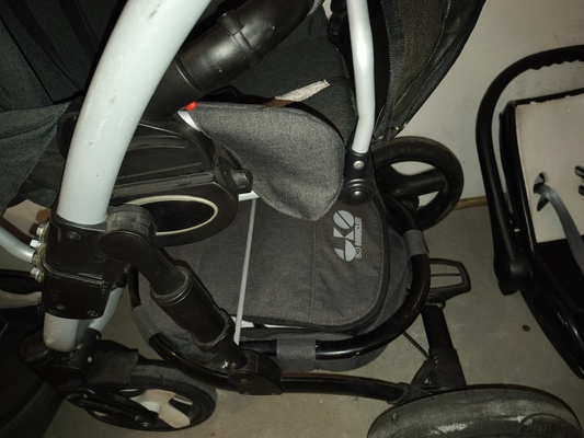 Elbląg Witam. Okazjonalnie sprzedam wózek dziecięcy po jednym dziecku firmy babyactiv shell 3 in 1 cena wózka 170zł.