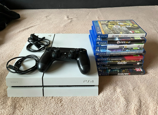 Elbląg Sprzedam konsolę PlayStation 4 w kolorze białym z dyskiem 500 GB. Wszystko działa bez zarzutu – konsola