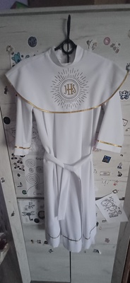 Elbląg Sprzedam Albę dla drobnej dziewczynki rozm 128 do małej negocjacji. Alba jest w bardzo dobrym stanie