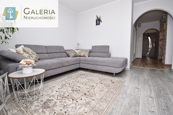Elbląg GALERIA NIERUCHOMOŚCIZ pasji i miłości do nieruchomościNa sprzedaż: Klimatyczne, trzypokojowe mieszkanie z