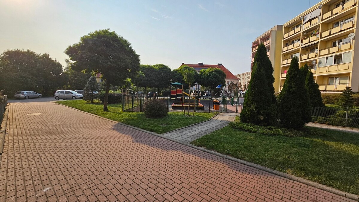 Elbląg SZULC & SZULC BIURO NIERUCHOMOŚCI NA WYNAJEM Mieszkanie - Elbląg ul. BrzeskaPowierzchnia: