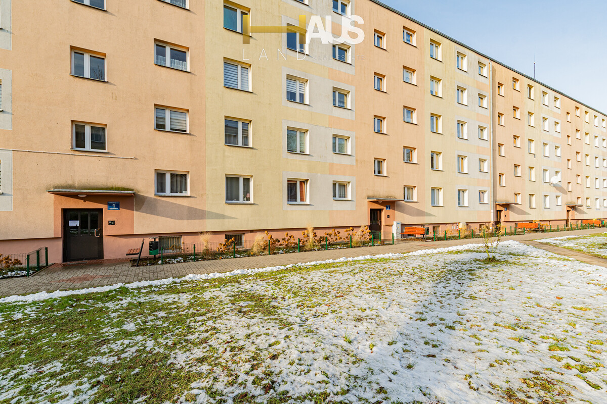 Elbląg ELBLĄG, UL. BAŻYŃSKIEGO POWIERZCHNIA 42,3 M22 POKOJE, OSOBNA KUCHNIABALKON, PIWNICADO WŁASNEJ