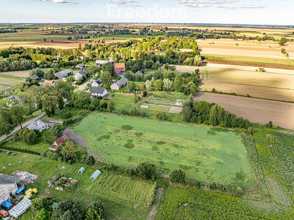 Elbląg FREEDOM NIERUCHOMOŚCISprzedam dom - Jeziernik. Na sprzedaż dom wolnostojący z dużą działką – spokojna