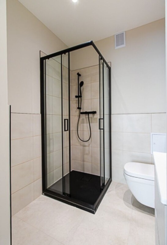 Elbląg Kawalerka po generalnym remoncie (wszystko w mieszkaniu jest nowe : zabudowy i pełne wyposażenie) + piwnica ---