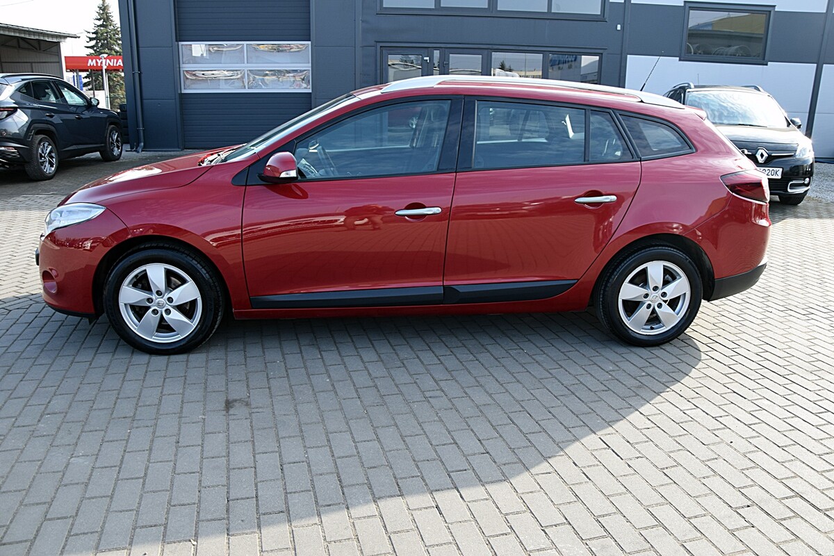 Elbląg Renault Megane Kombi 1.9 Diesel, 2009 – Komfort, styl i niezawodność! 🚗✨Samochód w