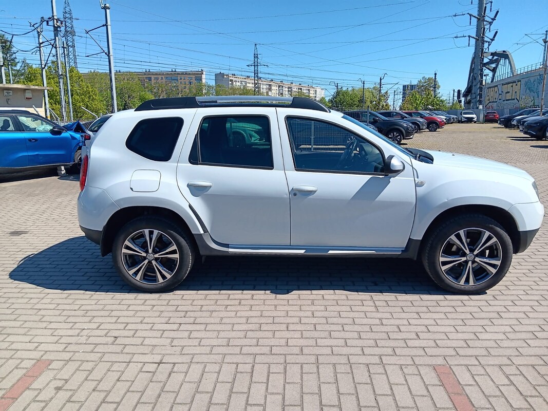 Elbląg Na sprzedaż Dacia Duster w kolorze białym. Benzyna +LPG. Samochód w bardzo dobrym stanie bezwypadkowy. W 2022