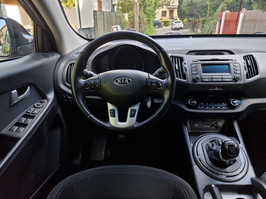 Elbląg Kia Sportage1.6 BenzynaModel 2013Klimatronik184 tys kmKupiona w Polskim Salonie