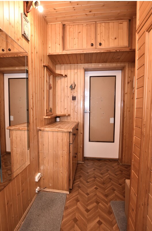 Elbląg :: Biuro nieruchomości ARKADIA ::Mieszkanie ul. KrólewieckaPiętro: 2 Liczba pokoi: 2 Powierzchnia: