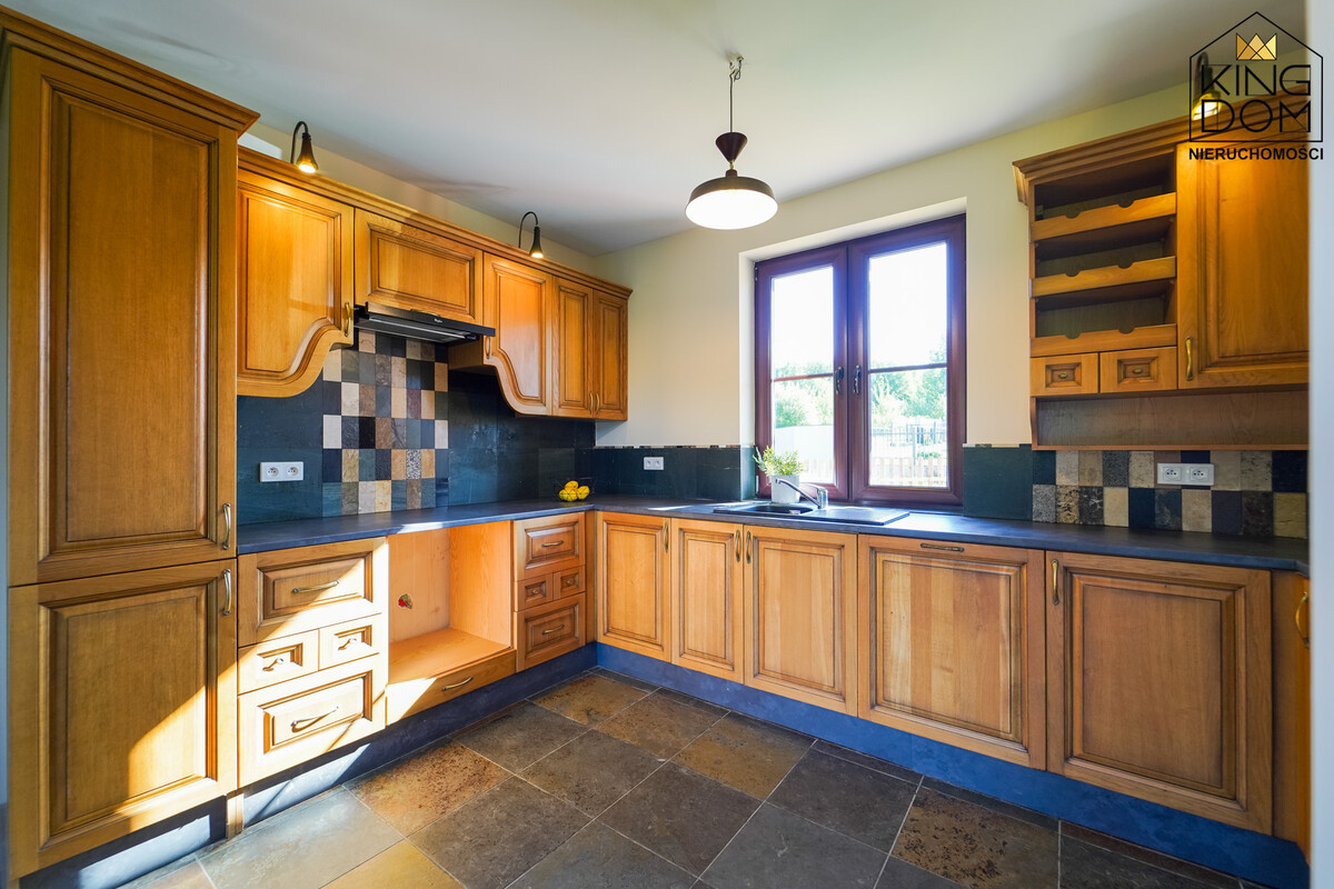 Elbląg 👑🏠  KINGDOM  🏠👑NIERUCHOMOŚCI BLISKO CIEBIE  WOLNOSTOJĄCY,