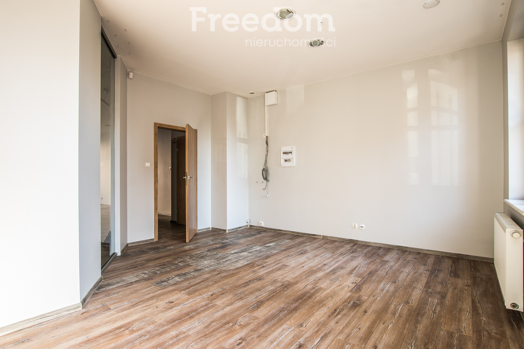 Elbląg FREEDOM NIERUCHOMOŚCIWynajmę lokal użytkowy - Elbląg, Stary Rynek. Oferta lokalu w prestiżowej