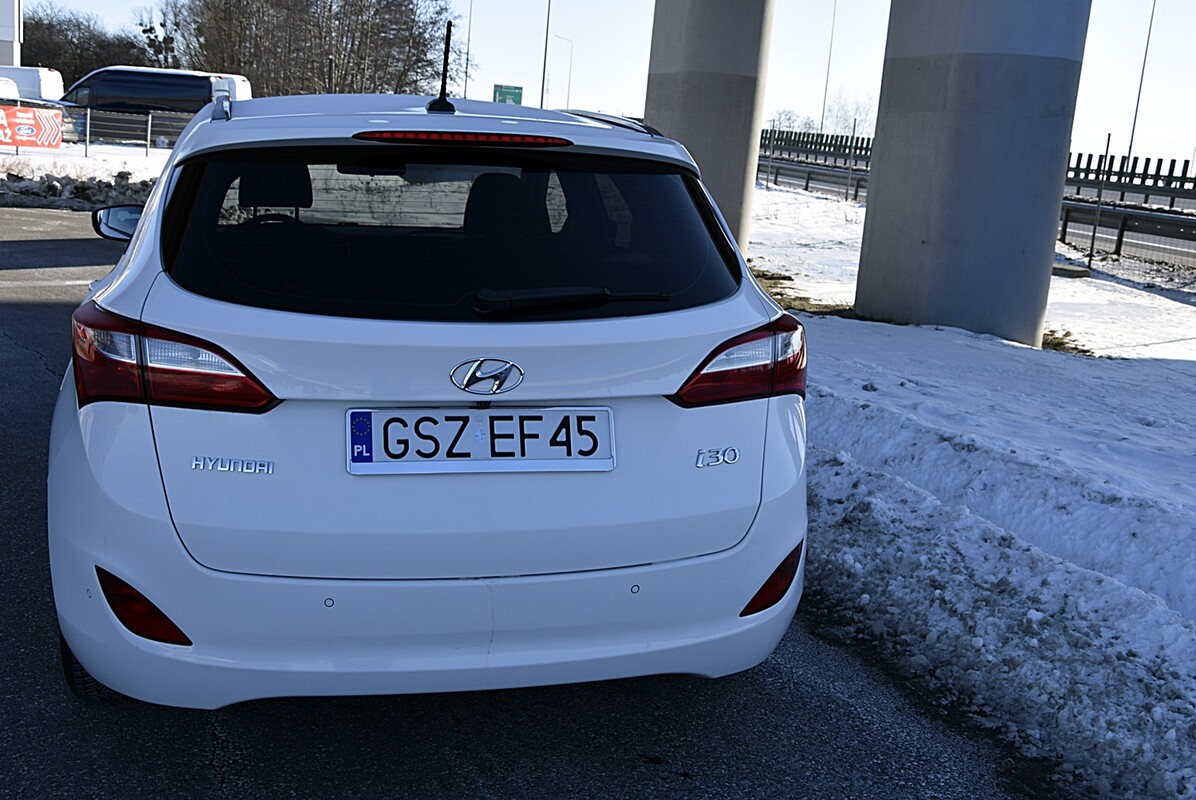 Elbląg Hyundai i30 kombi, 1.6 benzyna, 2014 rok, z oryginalnym przebiegiem Auto gotowe do jazdy bez wkładu