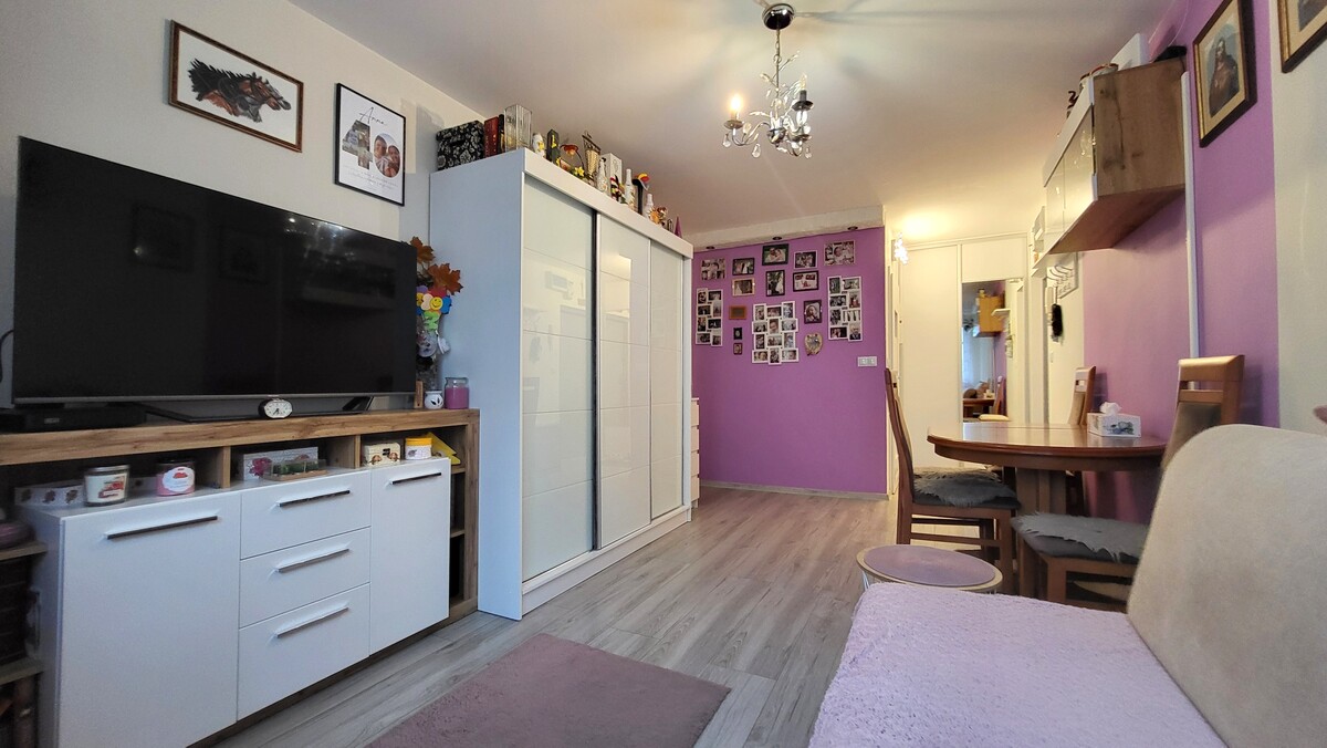 Elbląg KWADRAT NIERUCHOMOŚCI2 pokojeparterpo remonciemedia z miastaSM Sielanka - centrum miasta