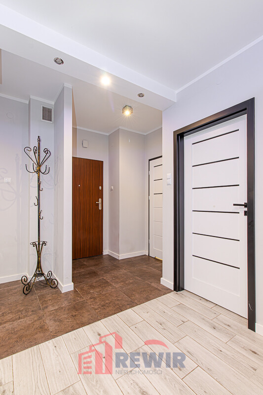 Elbląg RewiR NieruchomościWybierz Swój🎄Wymarzony RewiR Prezentujemy Państwu 2-pokojowe mieszkanie przy