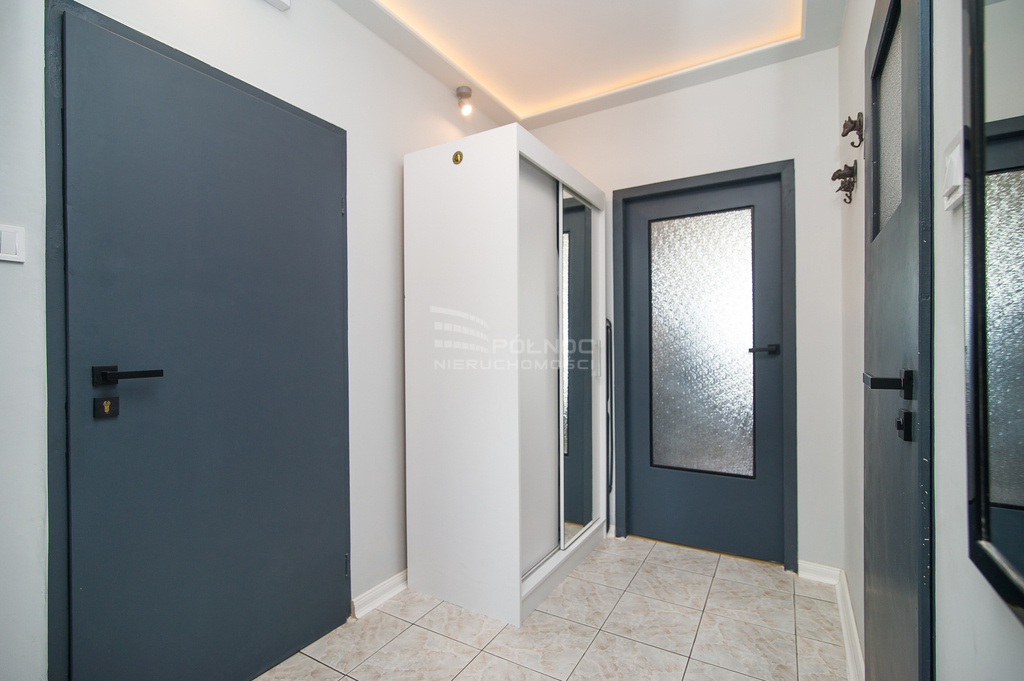 Elbląg PÓŁNOC NIERUCHOMOŚCISprzedam mieszkanie - Elbląg, Fromborska. Na sprzedaż atrakcyjne 2-pokojowe mieszkanie