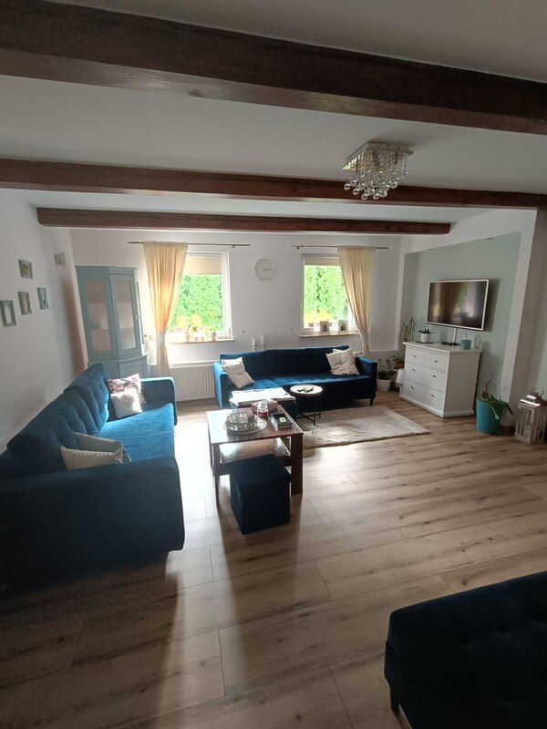 Elbląg GALERIA NIERUCHOMOŚCIZ pasji i miłości do nieruchomościNa sprzedaż: Dom z dużą działką w