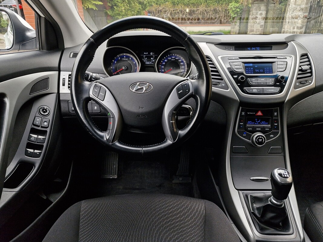 Elbląg Hyundai Elantra1.6 BenzynaModel 2016Klimatronik136 tys kmAlufelgiKupiona w Polskim Salonie
