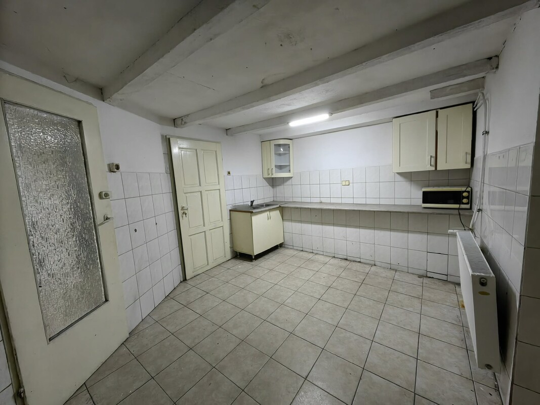 Elbląg Pomieszczenie 30m2 na lakiernię detaling, garażDodatkowo pomieszczenie socjalne35m2