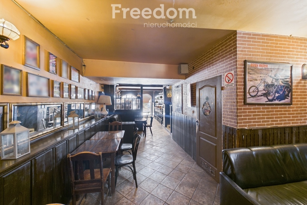 Elbląg FREEDOM NIERUCHOMOŚCIWynajmę lokal użytkowy - Elbląg. Do wynajęcia lokal użytkowy o powierzchni 63 m²,