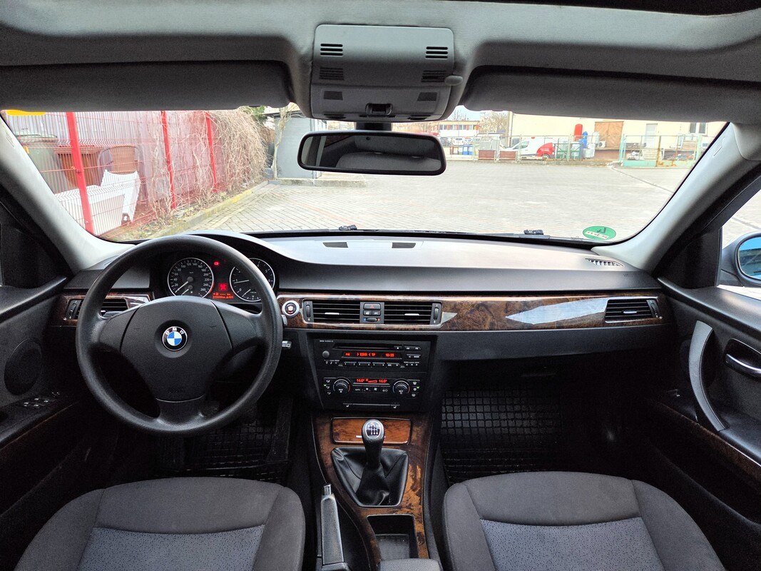 Elbląg BMW Seri 3 E91 2.0Benzyna 150Km Bogata Wersja Wyposażenia 2007Rok