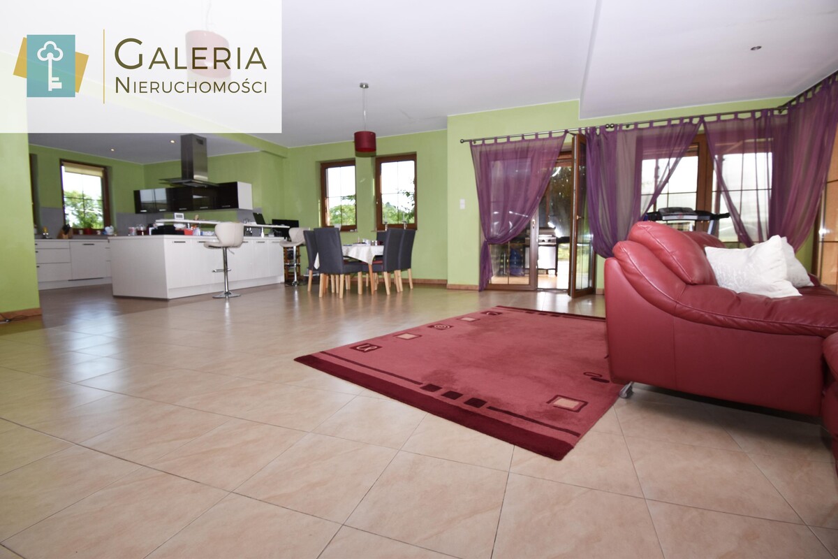 Elbląg GALERIA NIERUCHOMOŚCIZ pasji i miłości do nieruchomościNa sprzedaż: Atrakcyjny z ogromnym potencjałem dom z