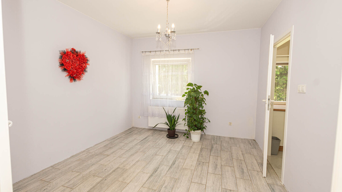 Elbląg * * * ABC NIERUCHOMOŚĆI * * *BUDYNEK USŁUGOWY W ZASTAWNIE!Dom o pow. 110 m2, działka 1200m2Zastawano,