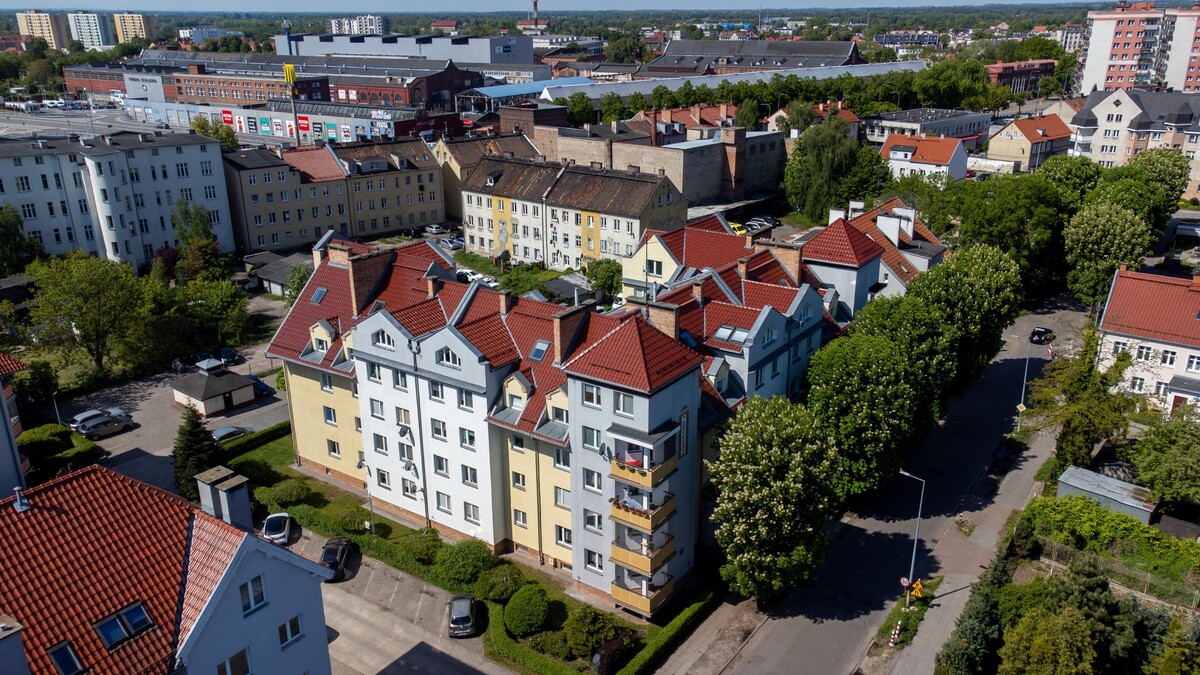 Elbląg TO MY SPRZEDAJEMYNIERUCHOMOŚCI W TYM MIEŚCIEBIURO NIERUCHOMOŚCIAMERICAN HOMEFOR SALE - 2 POKOJE - OGRODOWA