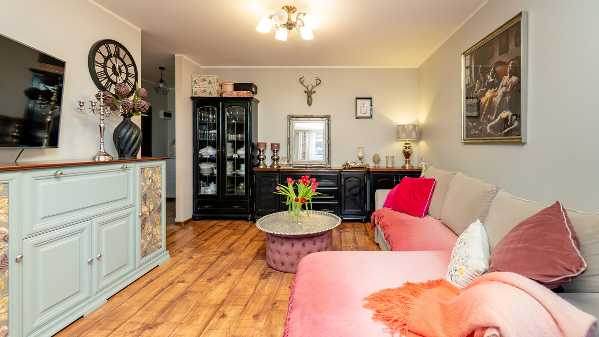 Elbląg TO MY SPRZEDAJEMYNIERUCHOMOŚCI W TYM MIEŚCIEBIURO NIERUCHOMOŚCIAMERICAN HOMEFOR SALE - 2 POKOJE - 3 MAJA