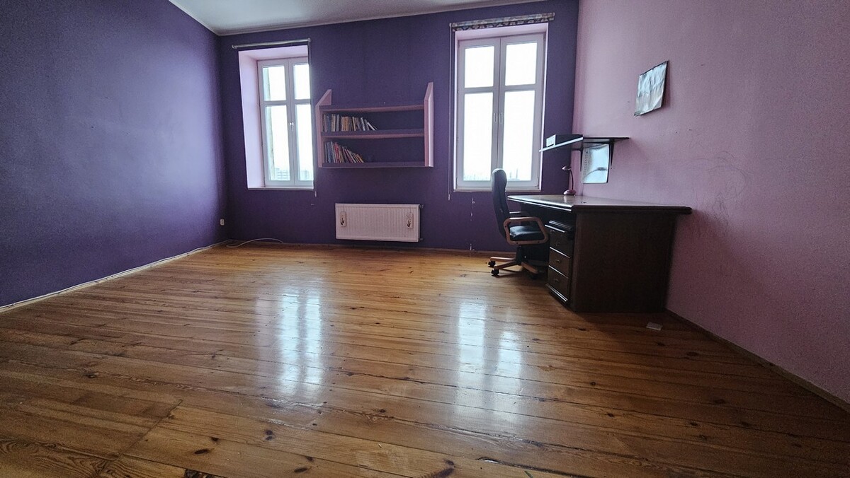 Elbląg BIURO NIERUCHOMOŚCISZULC& SZULCMieszkanie - Elbląg ul. GrunwaldzkaPowierzchnia: 120 m2Mieszkanie w