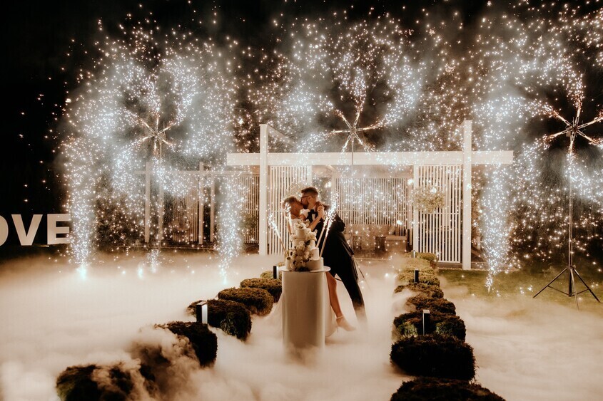 Elbląg Agencja Artystyczna GESEK GRAMY JUŻ 19 LAT ! Oprawa muzyczna: STUDNIÓWKI, WESELA, POPRAWINY, IMPREZY