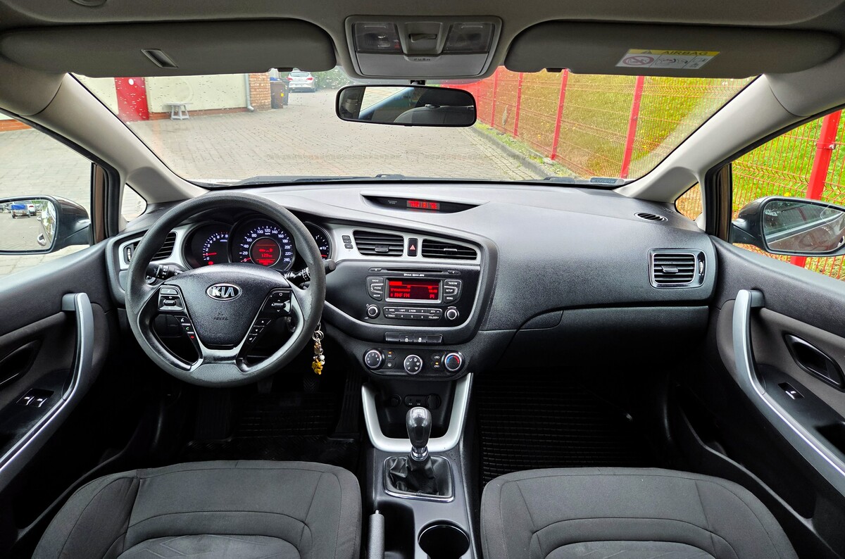 Elbląg KIA CEED 1,6Benzyna 135km 2015Rok Idealny Stan Bardzo Bogata Salon Polska-Ledy Wspomaganie Kierownicy Zestaw