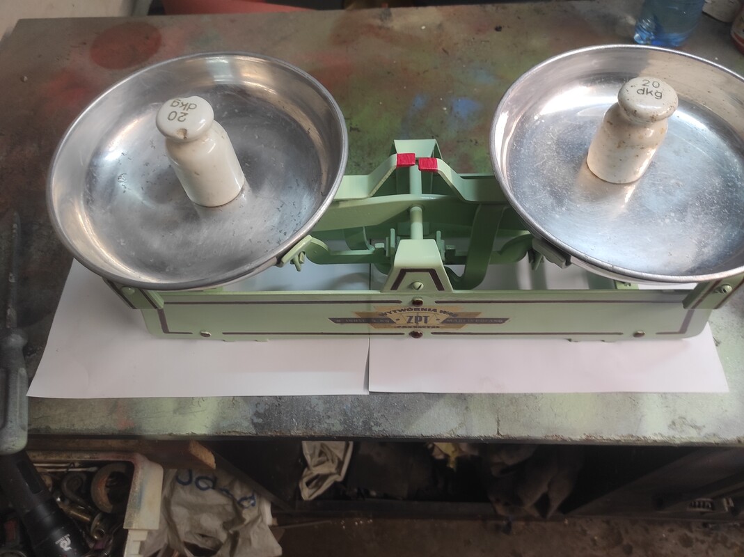 Elbląg sprzedam piĘkną wagę szalkową po całkowitej renowacji sprawna działa do kolekcji wystroju wnętrza lub do