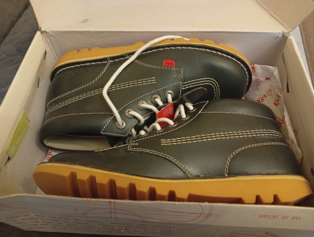 Elbląg Okazja!! sprzedam damskie botki skórzane Kickers nowe nie uzywane w oryginalnym kartonie buty unisex dla