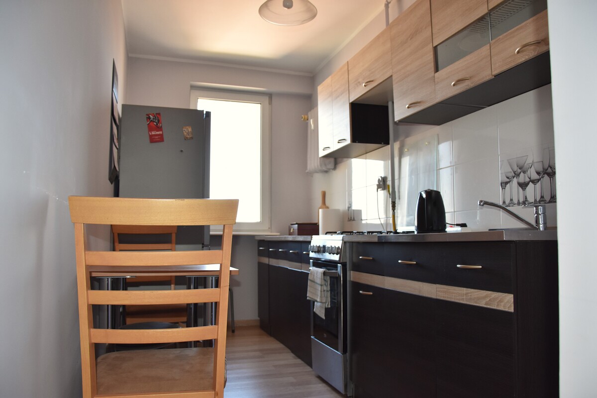 Elbląg REZERWACJAATUT NIERUCHOMOŚCI poleca z nową cenąMIESZKANIE z PIĘKNĄ PANORAMĄ MIASTA. Elbląg ul. Piechoty.