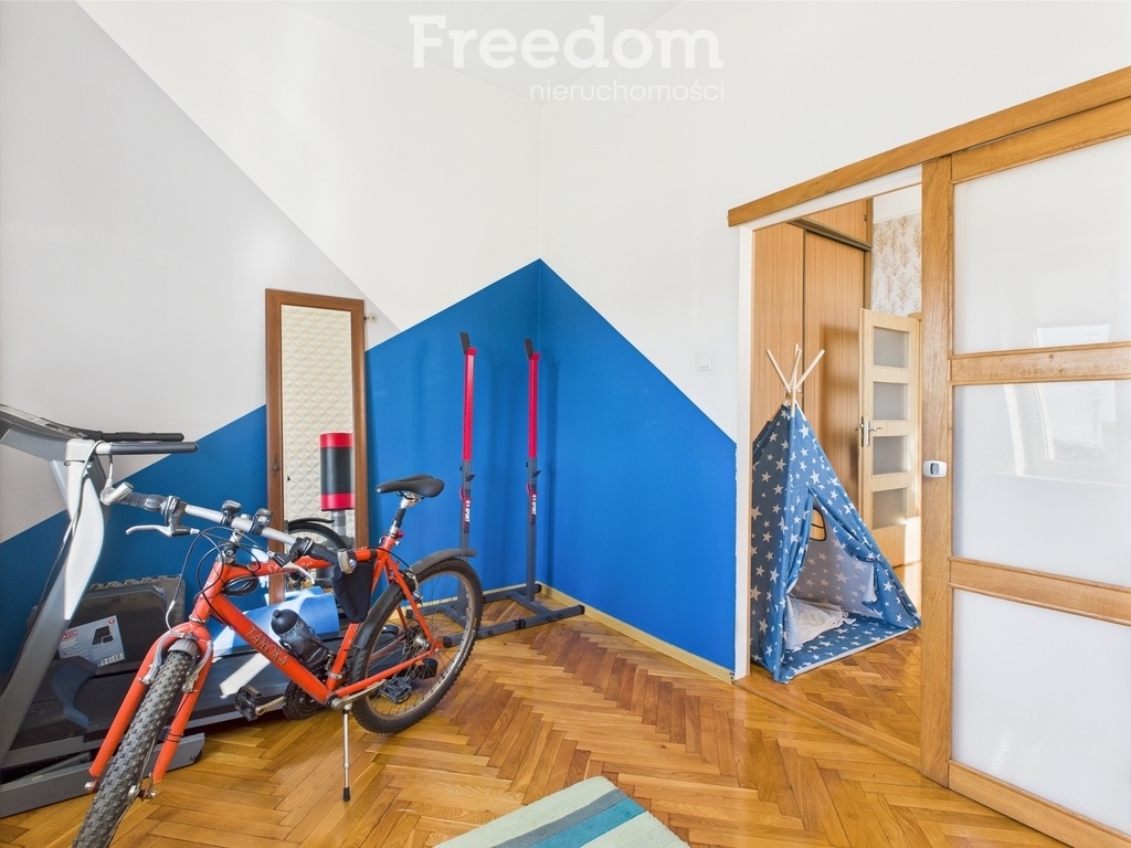 Elbląg FREEDOM NIERUCHOMOŚCISprzedam mieszkanie - Elbląg, Królewiecka. Na sprzedaż przestronne mieszkanie o