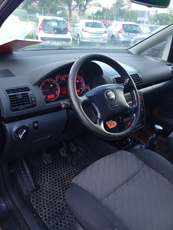 Elbląg SEAT ALHAMBRA Model 2005POJ 1.9 130 kM Diesel Skrzynia 6 biegowaKlimatronik 7- mio osobowy 7 foteli Czujniki