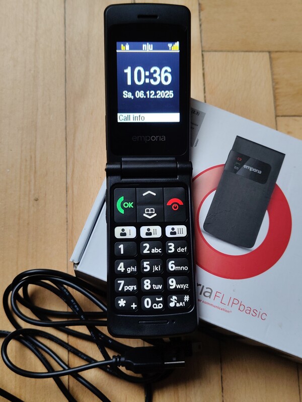 Elbląg Sprzedam niemalże nowy telefon, idealny dla seniora lub osoby chcącej zwykłą komórkę do dzwonienia.
Na