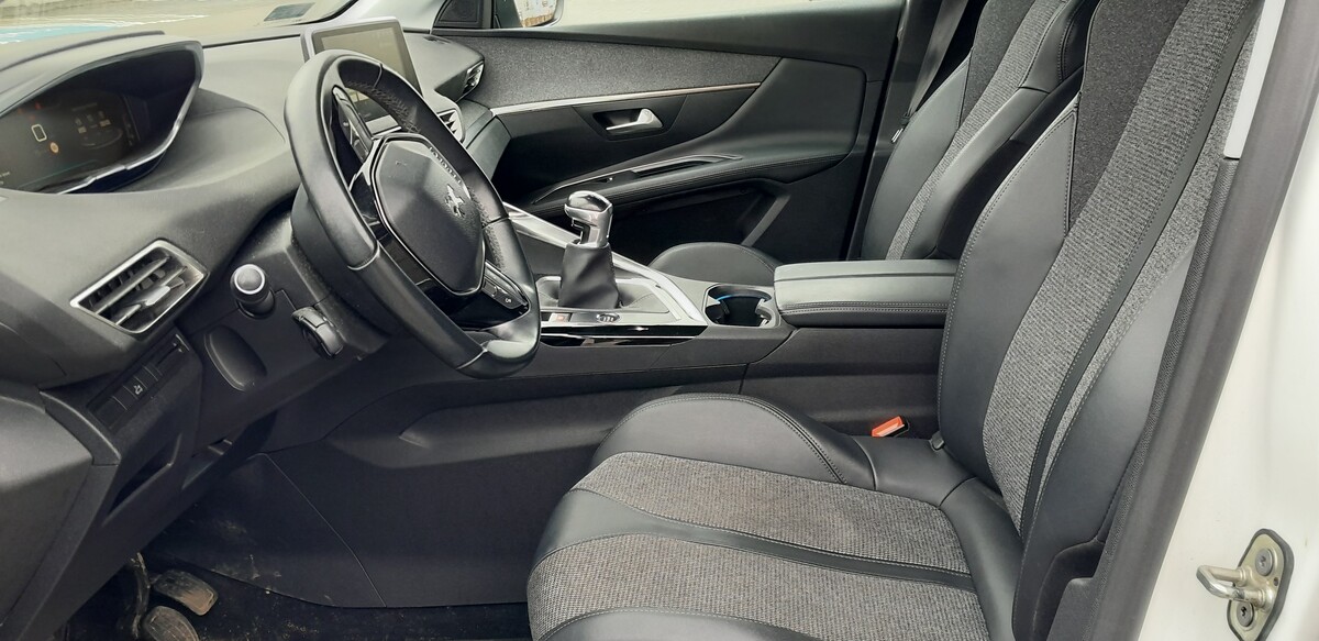 Elbląg PEUGEOT 3008.benzyna 1.2,130KM, pierwsza rej.01.2019r. , z polskiego salonu, serwisowany w ASO