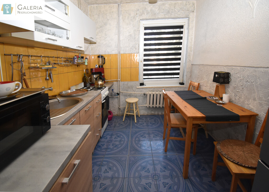 Elbląg GALERIA NIERUCHOMOŚCIZ pasji i miłości do nieruchomościNa sprzedaż: Trzy pokojowe mieszkanie na parterze z