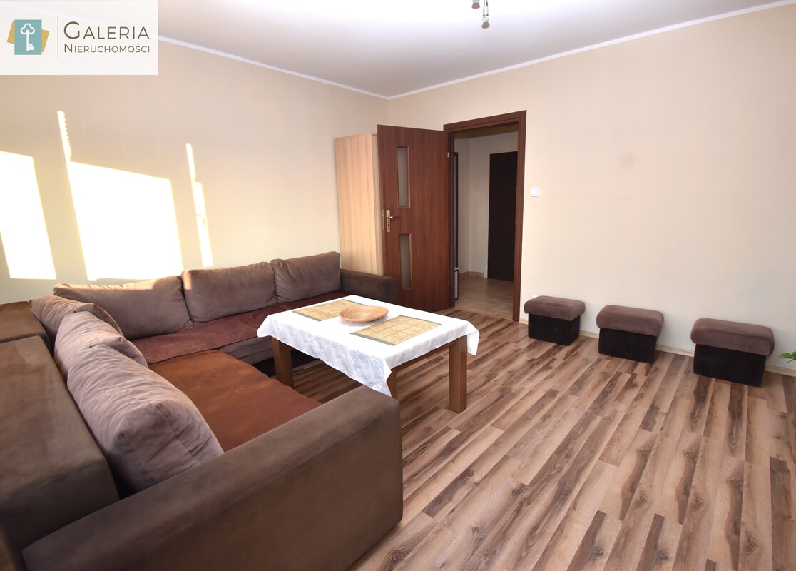 Elbląg GALERIA NIERUCHOMOŚCIZ pasji i miłości do nieruchomościNa sprzedaż: Kawalerka- trzecie piętro Nad JaremUlica