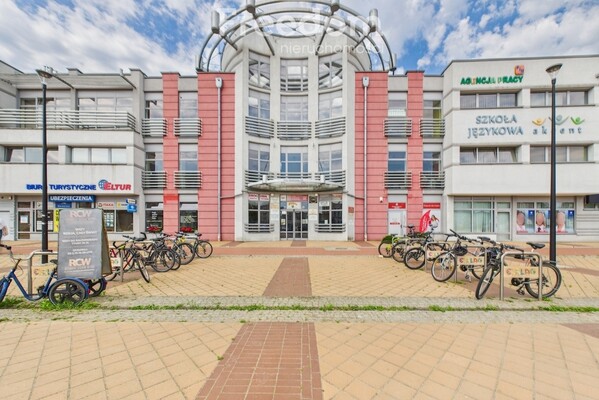Elbląg FREEDOM NIERUCHOMOŚCISprzedam lokal użytkowy - Elbląg, pl. Dworcowy.&nbsp;Nowoczesny lokal usługowy po remoncie