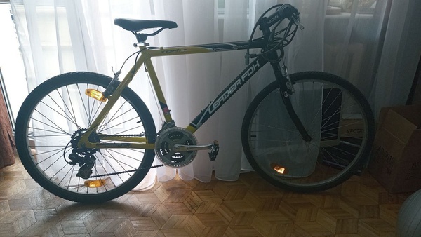 Elbląg Rower aluminiowy Indian Leader Fox, 6 przerzutek Shimano tył, 3 przód. Koła 26 cali + 2 GRATISy!  Stan bardzo